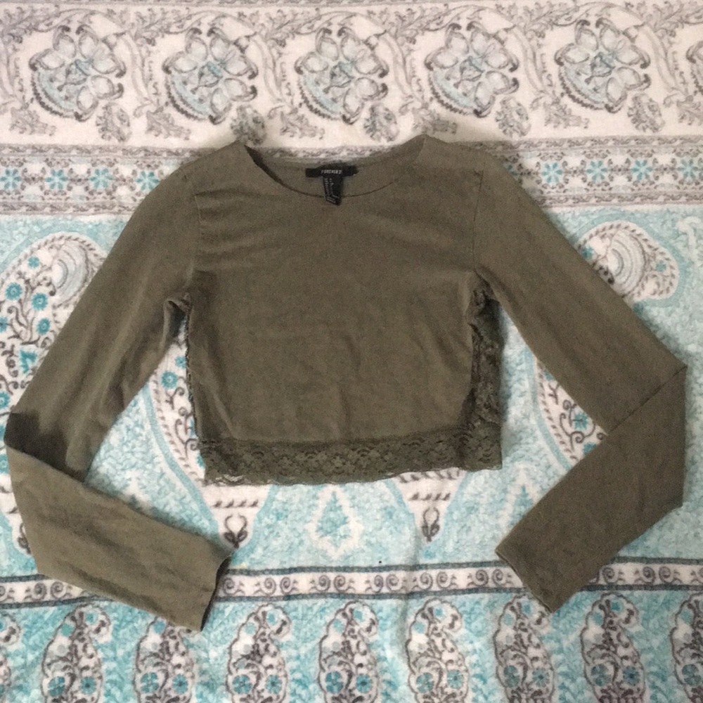 Girl long sleep croptop